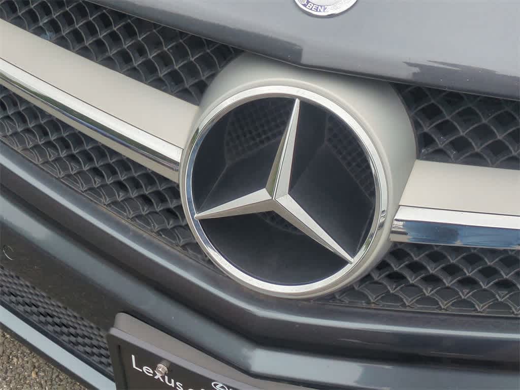 Thumbnail: 2012 Mercedes-Benz SL-Class - 12