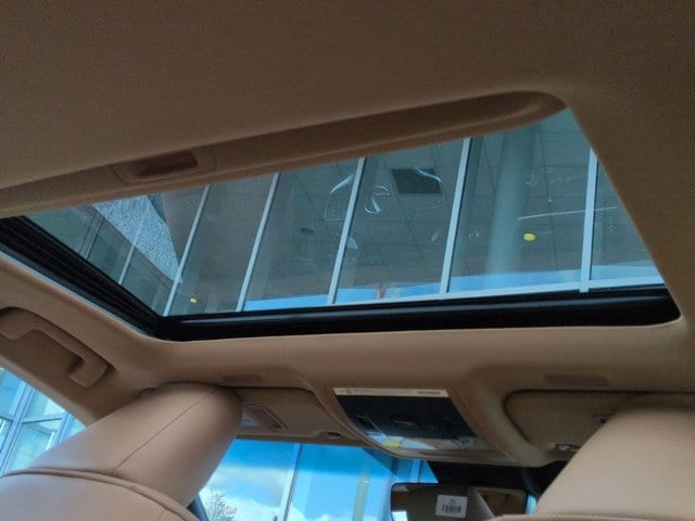 Thumbnail: 2025 Lexus ES - 23