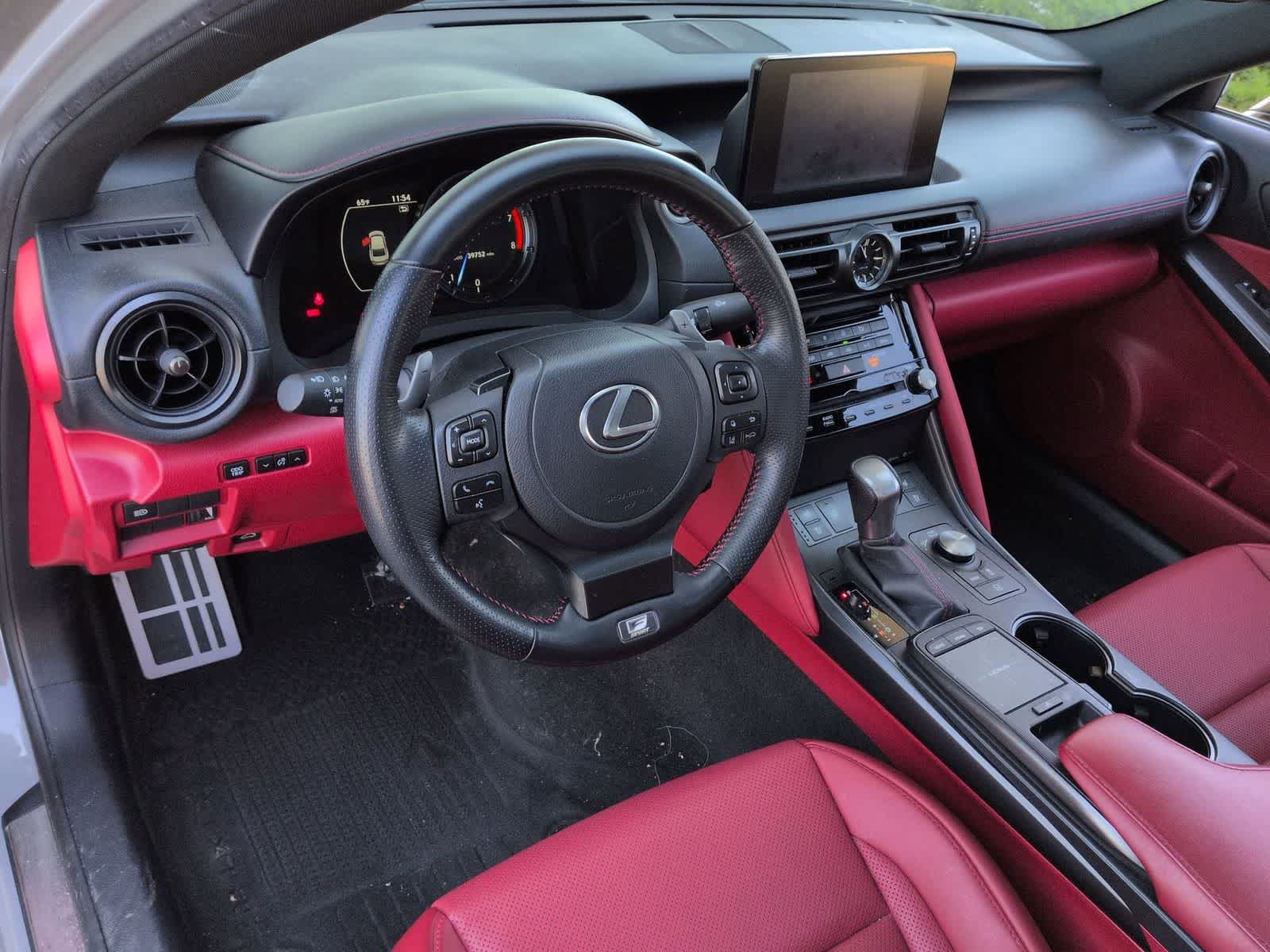 Thumbnail: 2024 Lexus IS - 10
