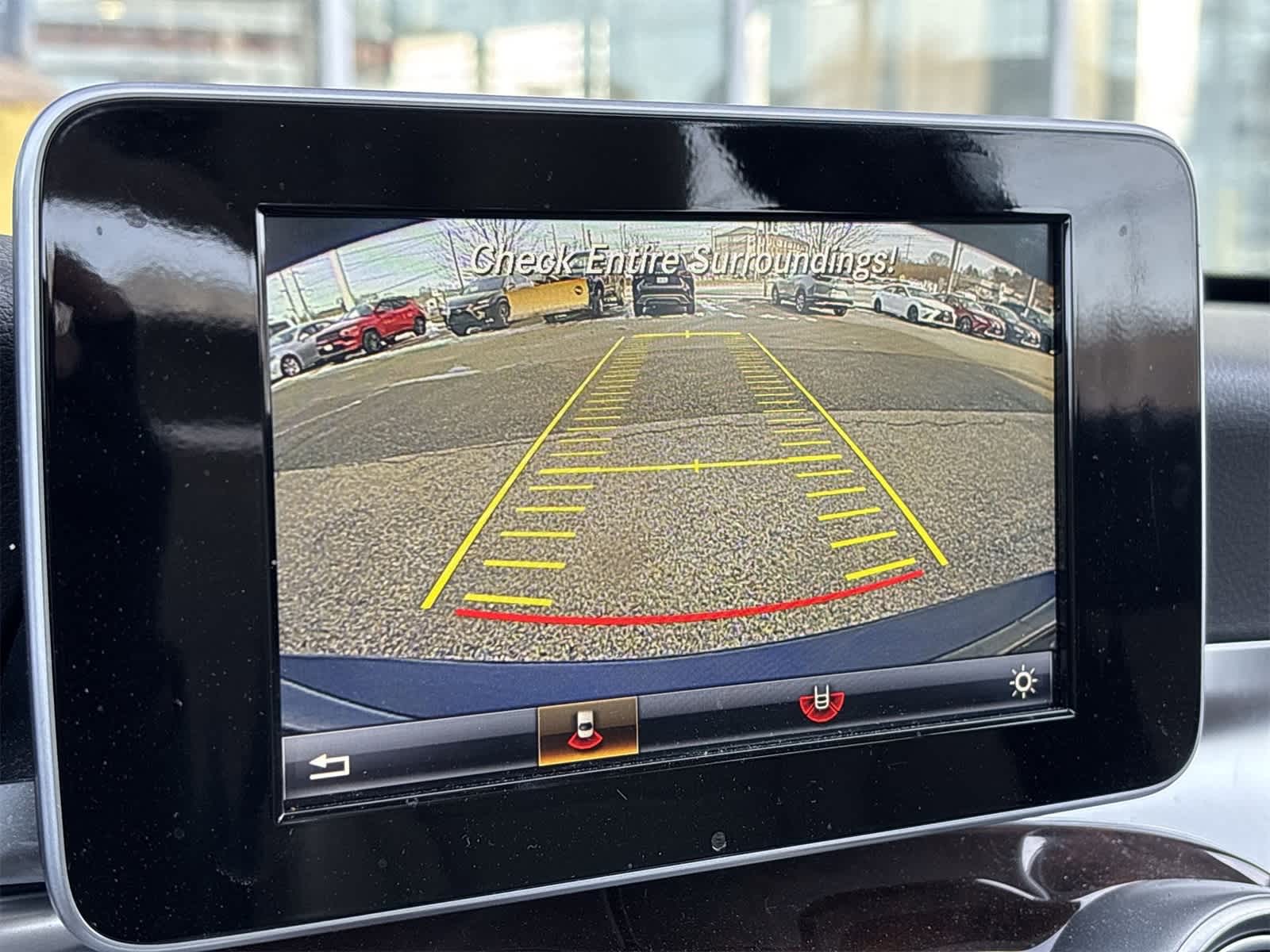 Thumbnail: 2016 Mercedes-Benz C-Class - 31