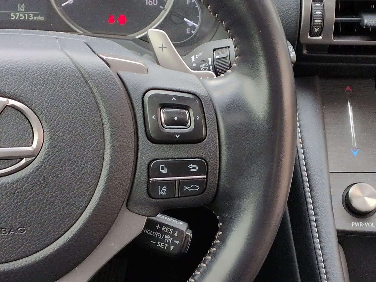 Thumbnail: 2022 Lexus RC - 27