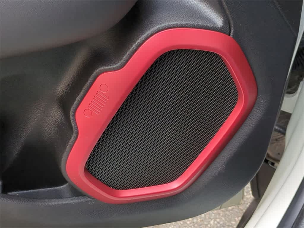 Thumbnail: 2021 Jeep Renegade - 29