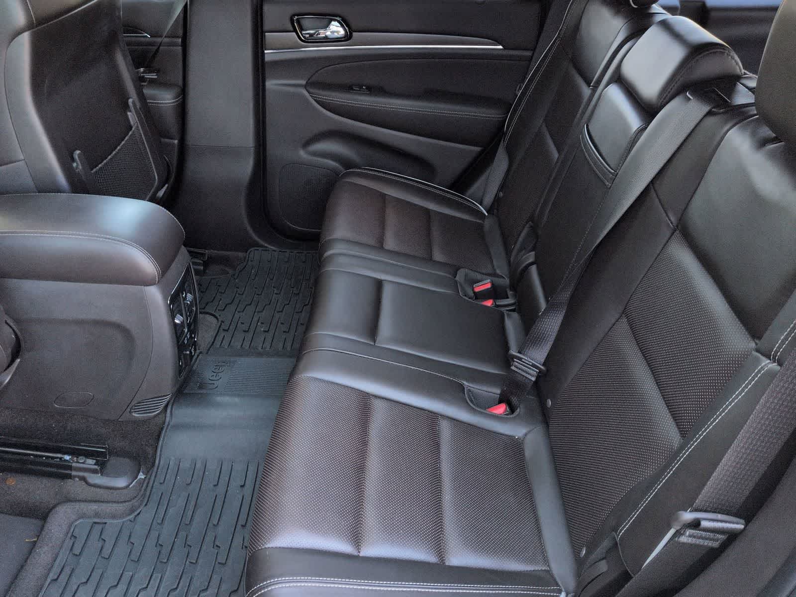Thumbnail: 2019 Jeep Grand Cherokee - 21