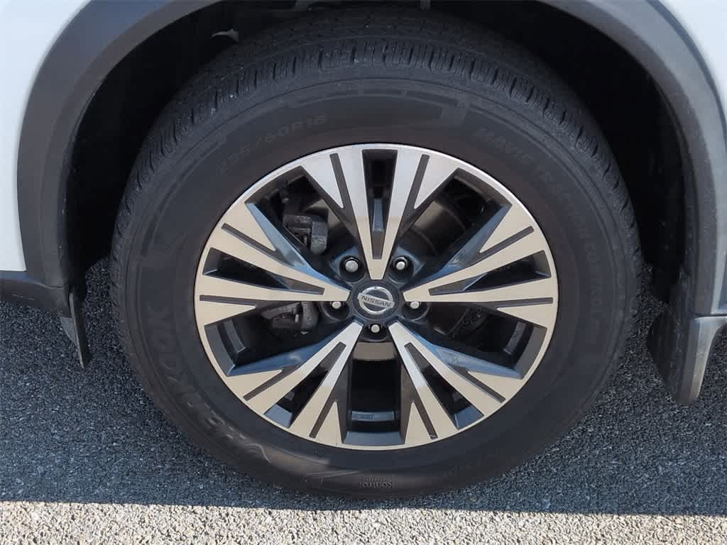 Thumbnail: 2021 Nissan Rogue - 14