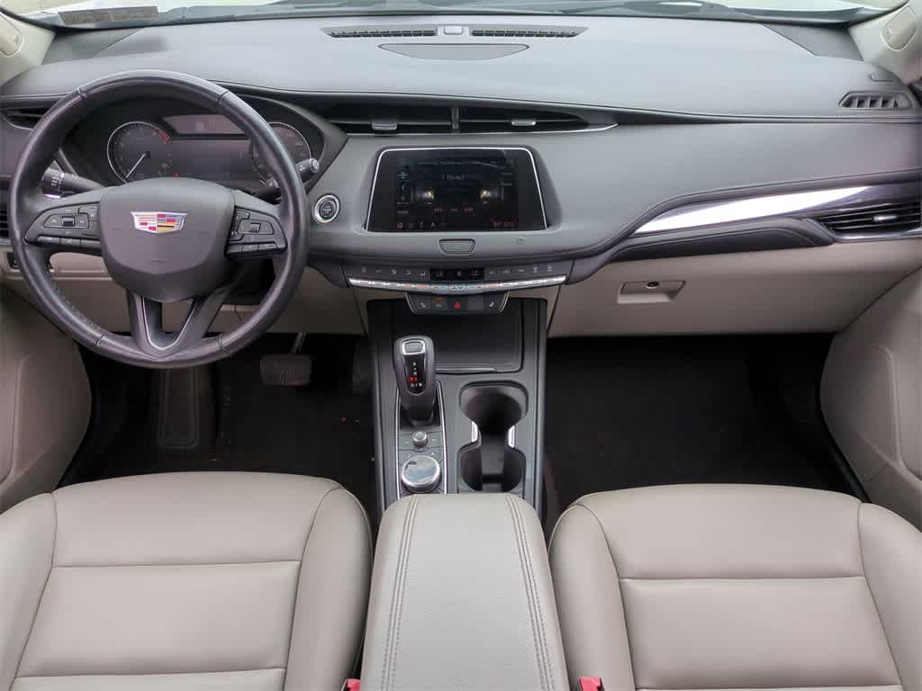 Thumbnail: 2019 Cadillac XT4 - 16