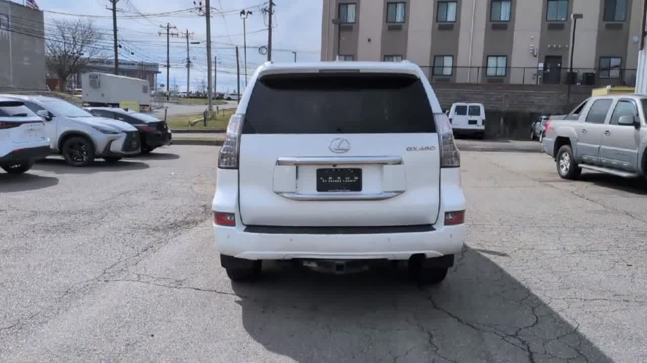 Thumbnail: 2015 Lexus GX - 7