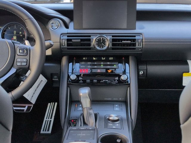 Thumbnail: 2025 Lexus IS - 30