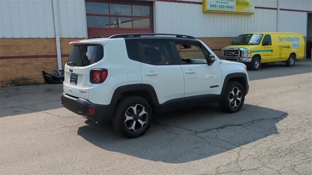 Thumbnail: 2021 Jeep Renegade - 7