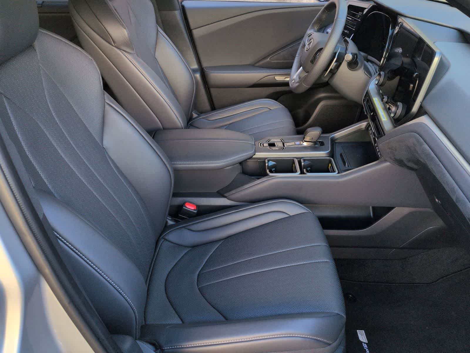 Thumbnail: 2025 Lexus TX - 22