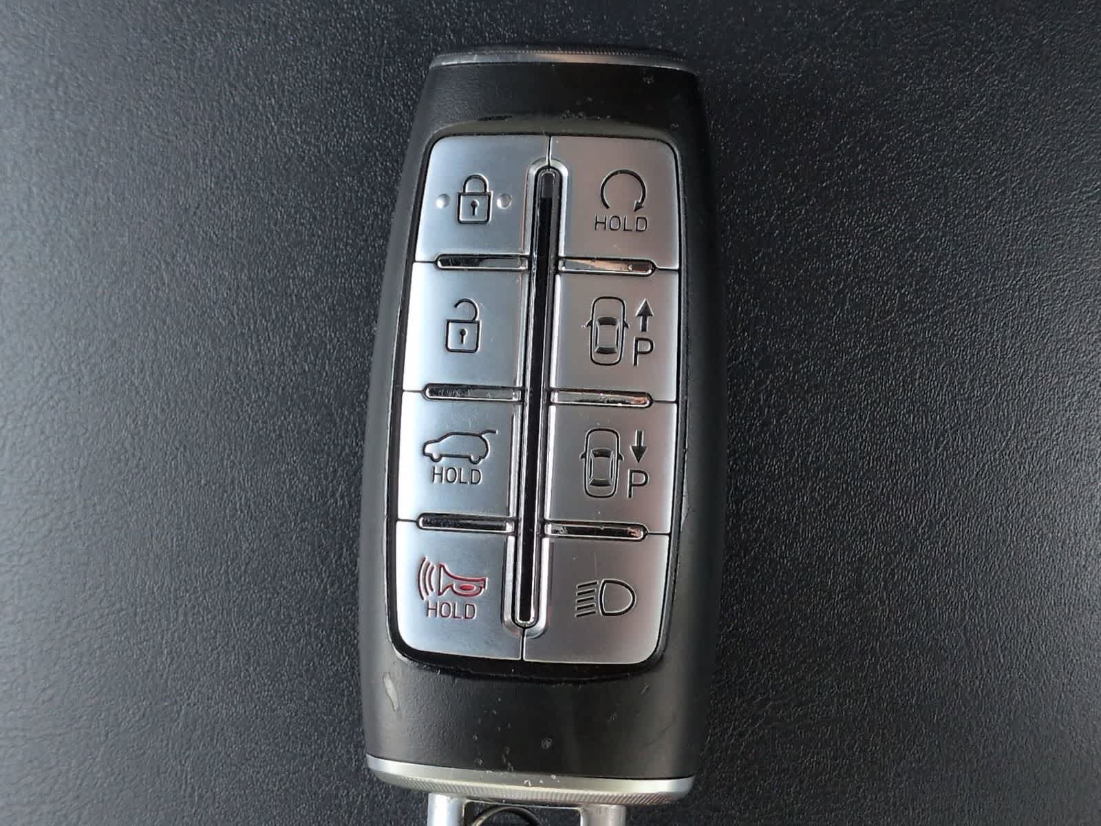 Thumbnail: 2022 Genesis GV70 - 37