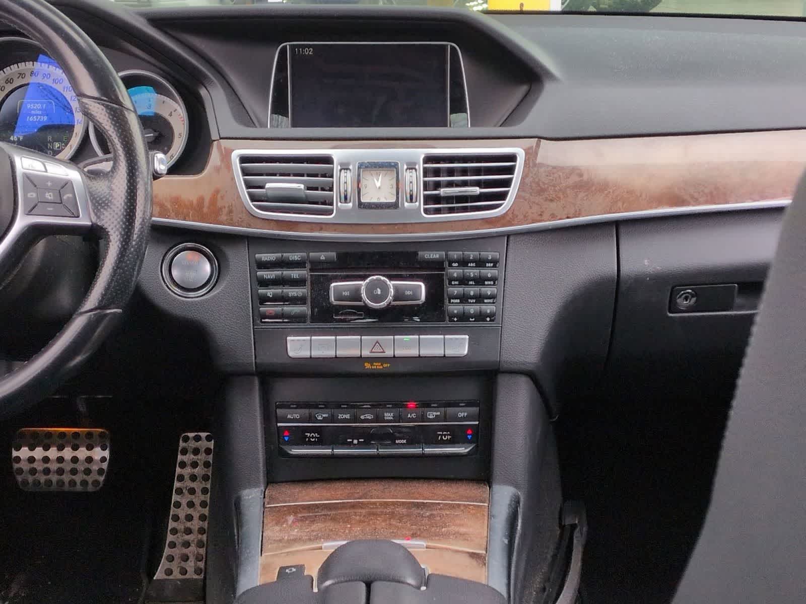 Thumbnail: 2015 Mercedes-Benz E-Class - 29