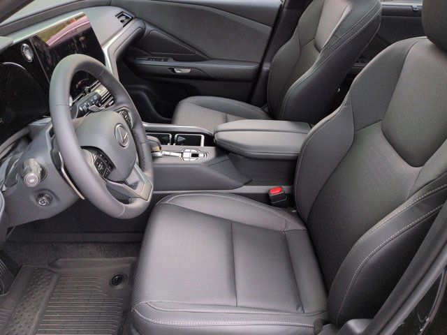 Thumbnail: 2026 Lexus TX - 17