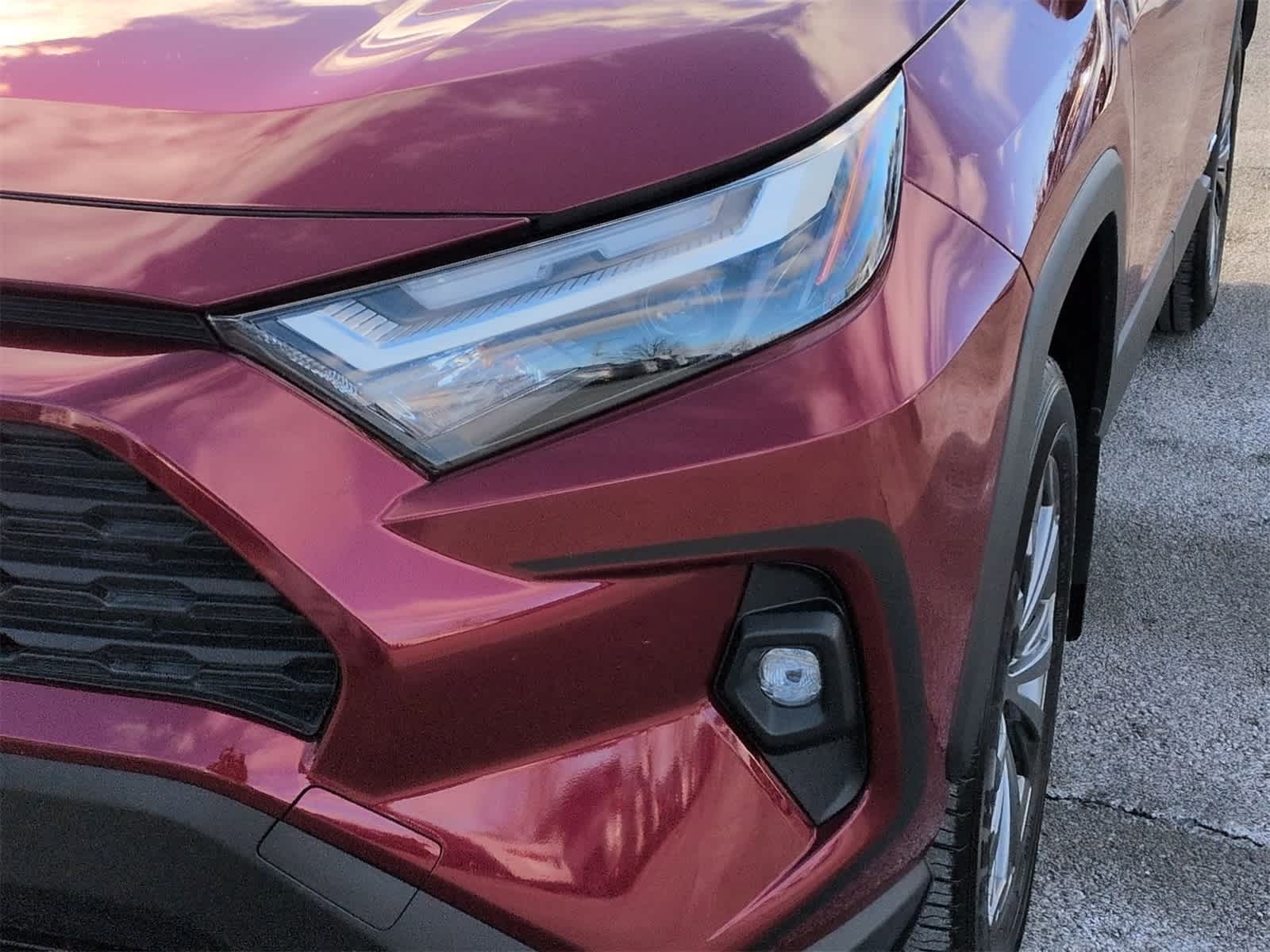 Thumbnail: 2022 Toyota RAV4 - 11