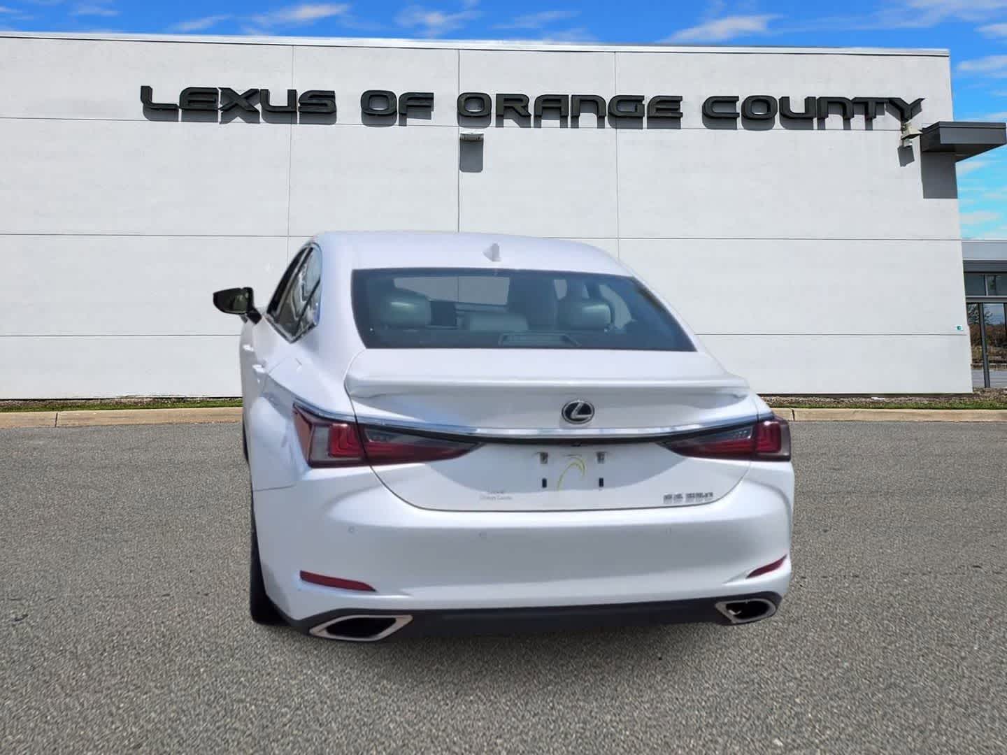 Thumbnail: 2023 Lexus ES - 7