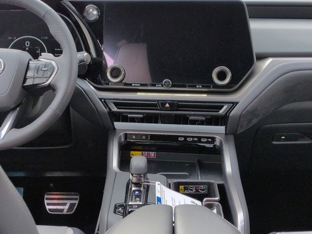 Thumbnail: 2026 Lexus TX - 28