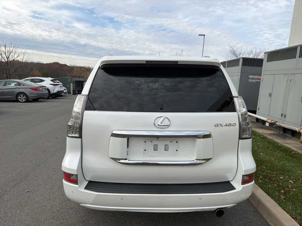 2017 Lexus GX 460 photo 4