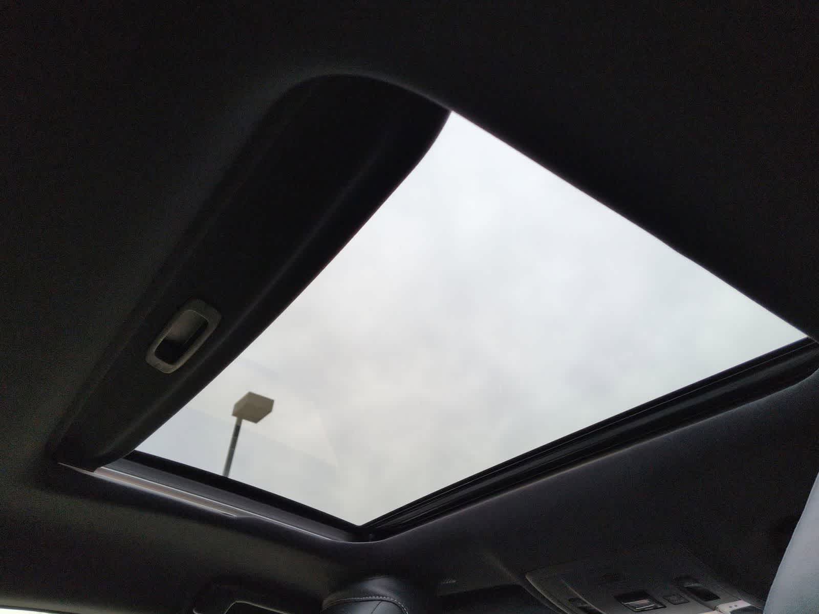 Thumbnail: 2022 Lexus RC - 23