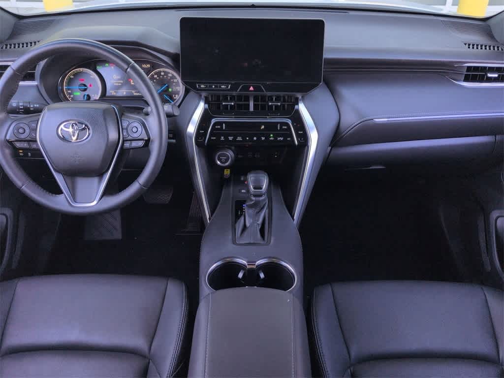 Thumbnail: 2024 Toyota Venza - 16