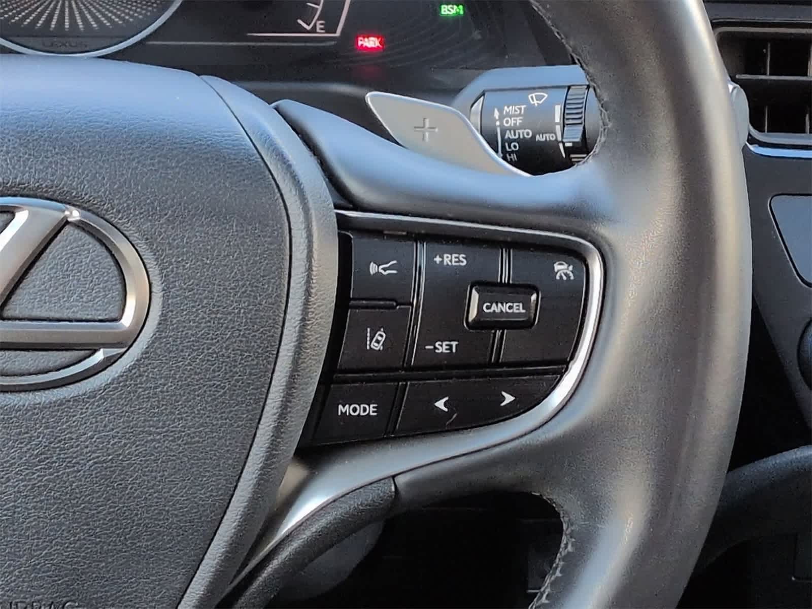 Thumbnail: 2023 Lexus ES - 27