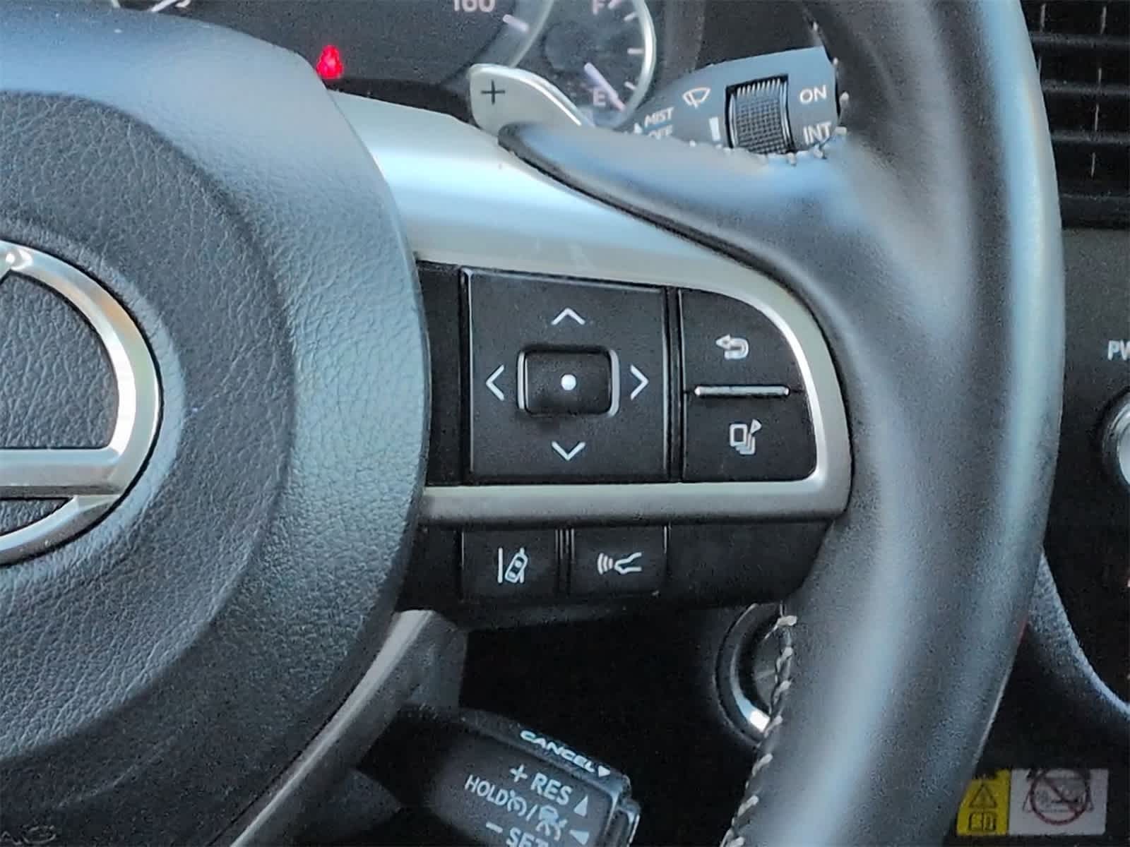 Thumbnail: 2021 Lexus RX - 27