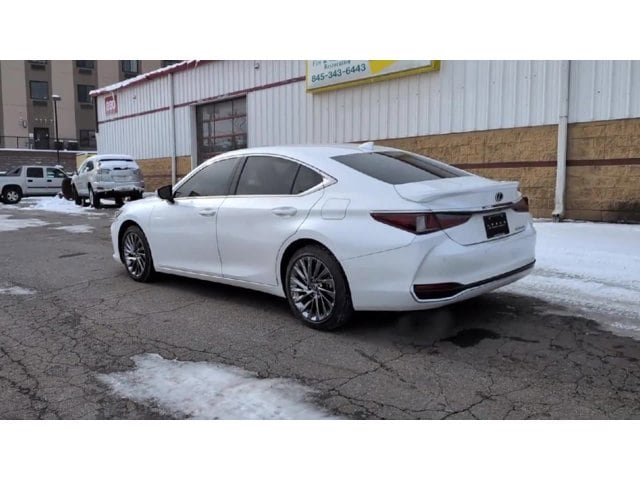 Thumbnail: 2025 Lexus ES - 6