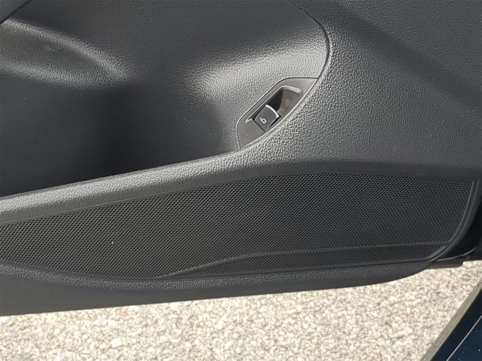 Thumbnail: 2022 Volkswagen Passat - 31