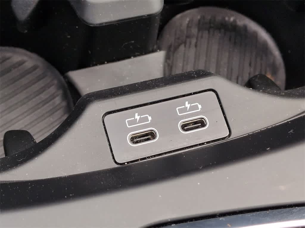 Thumbnail: 2025 BMW 2 Series - 31