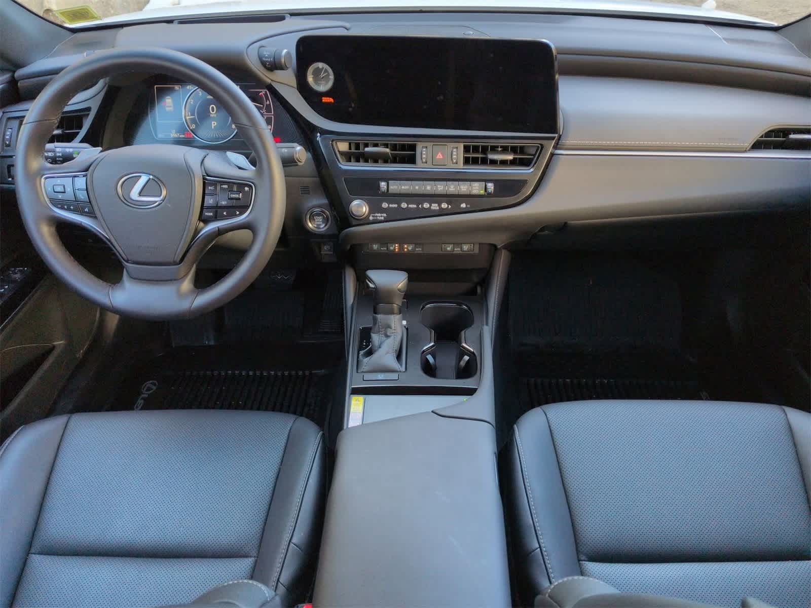 Thumbnail: 2025 Lexus ES - 16