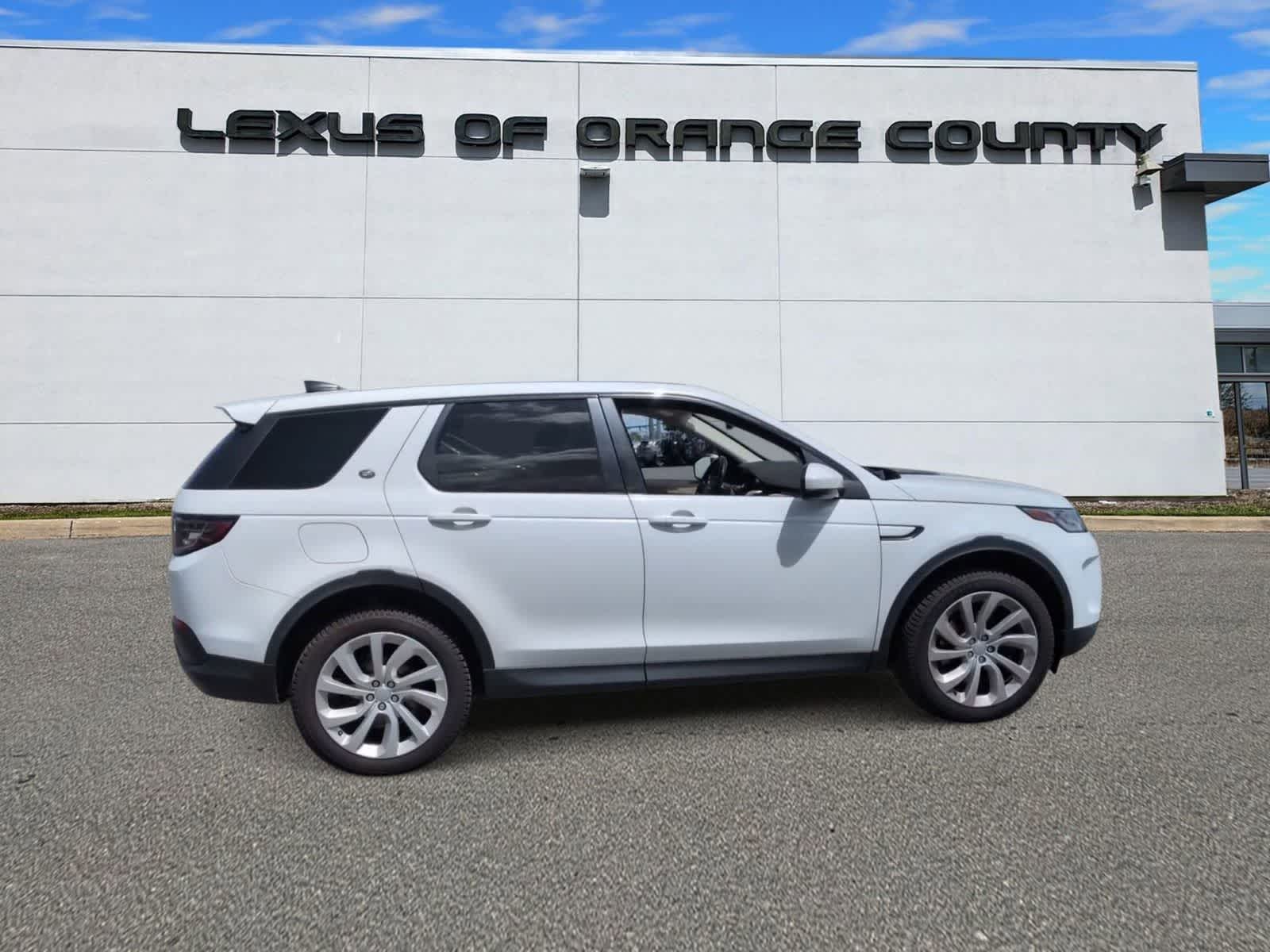 Thumbnail: 2020 Land Rover Discovery Sport - 9
