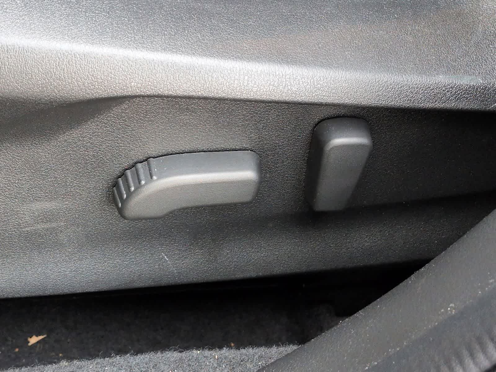 Thumbnail: 2023 Subaru Crosstrek - 18