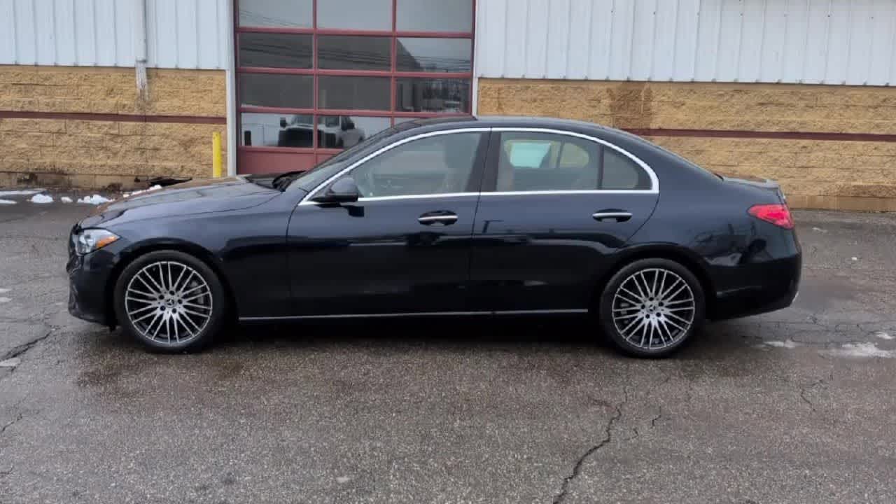 Thumbnail: 2023 Mercedes-Benz C-Class - 4