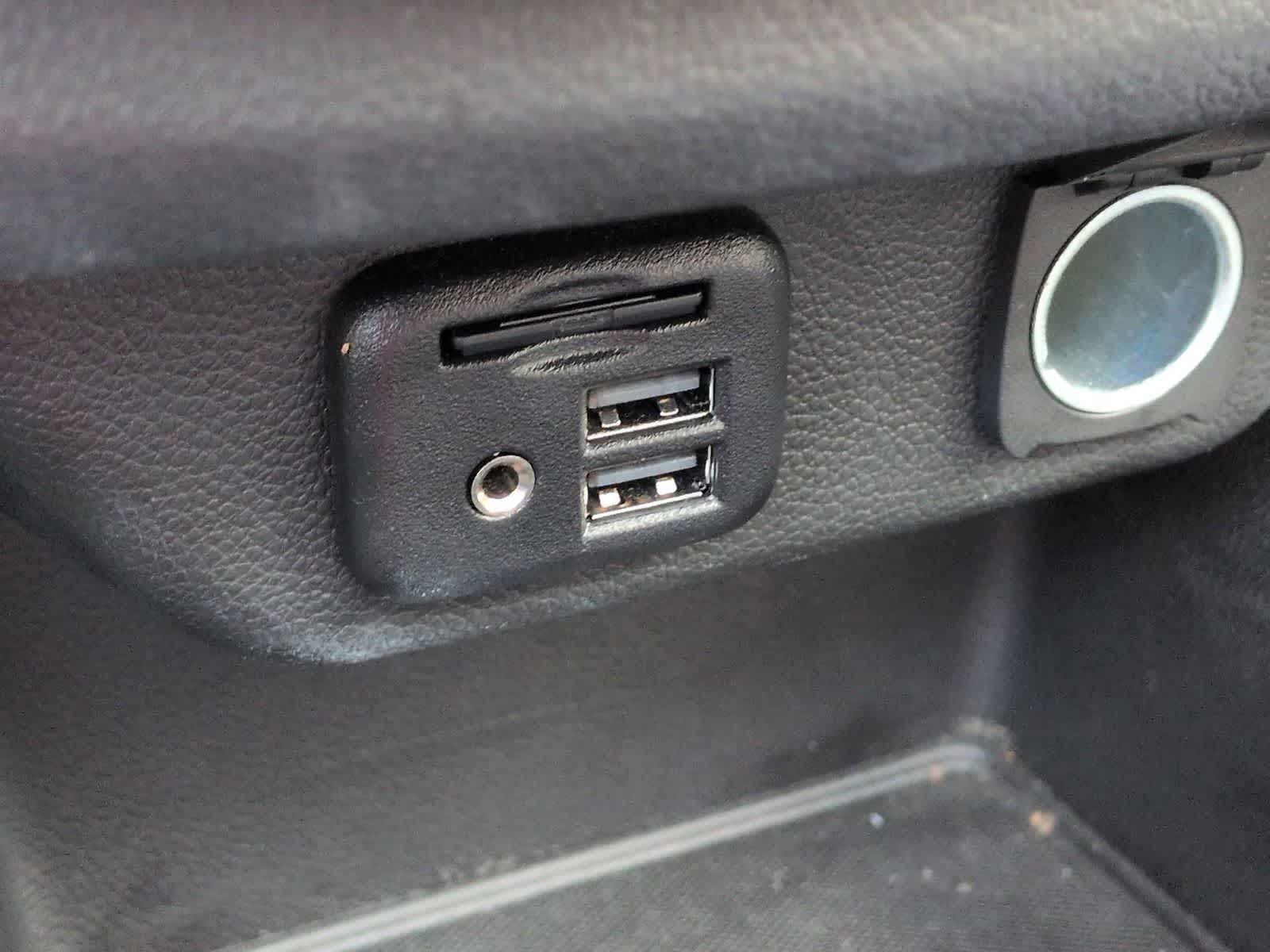 Thumbnail: 2020 Chevrolet Traverse - 34