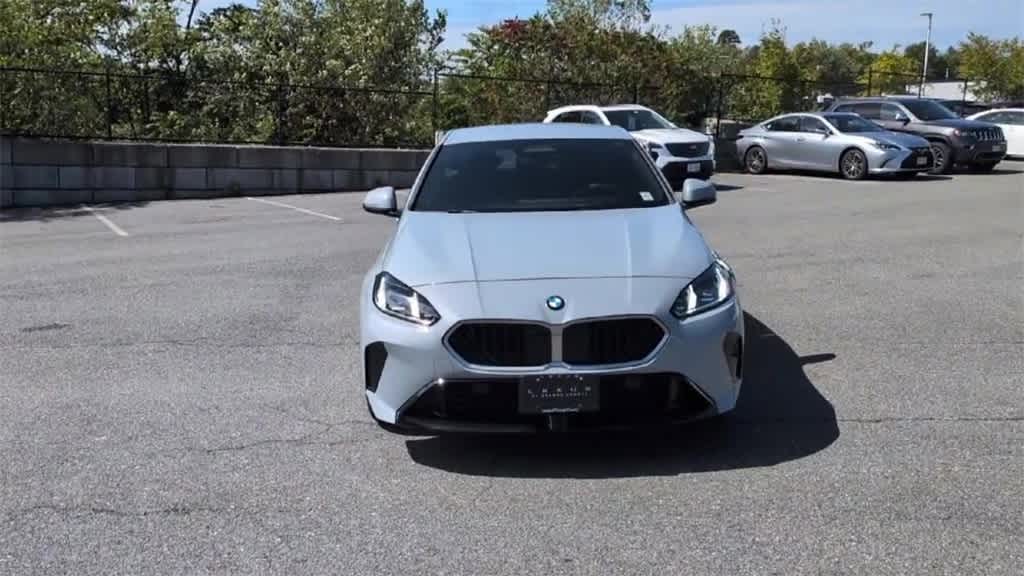 Thumbnail: 2025 BMW 2 Series - 3