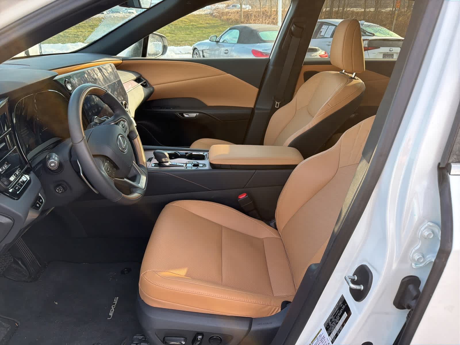 Thumbnail: 2025 Lexus RX - 23