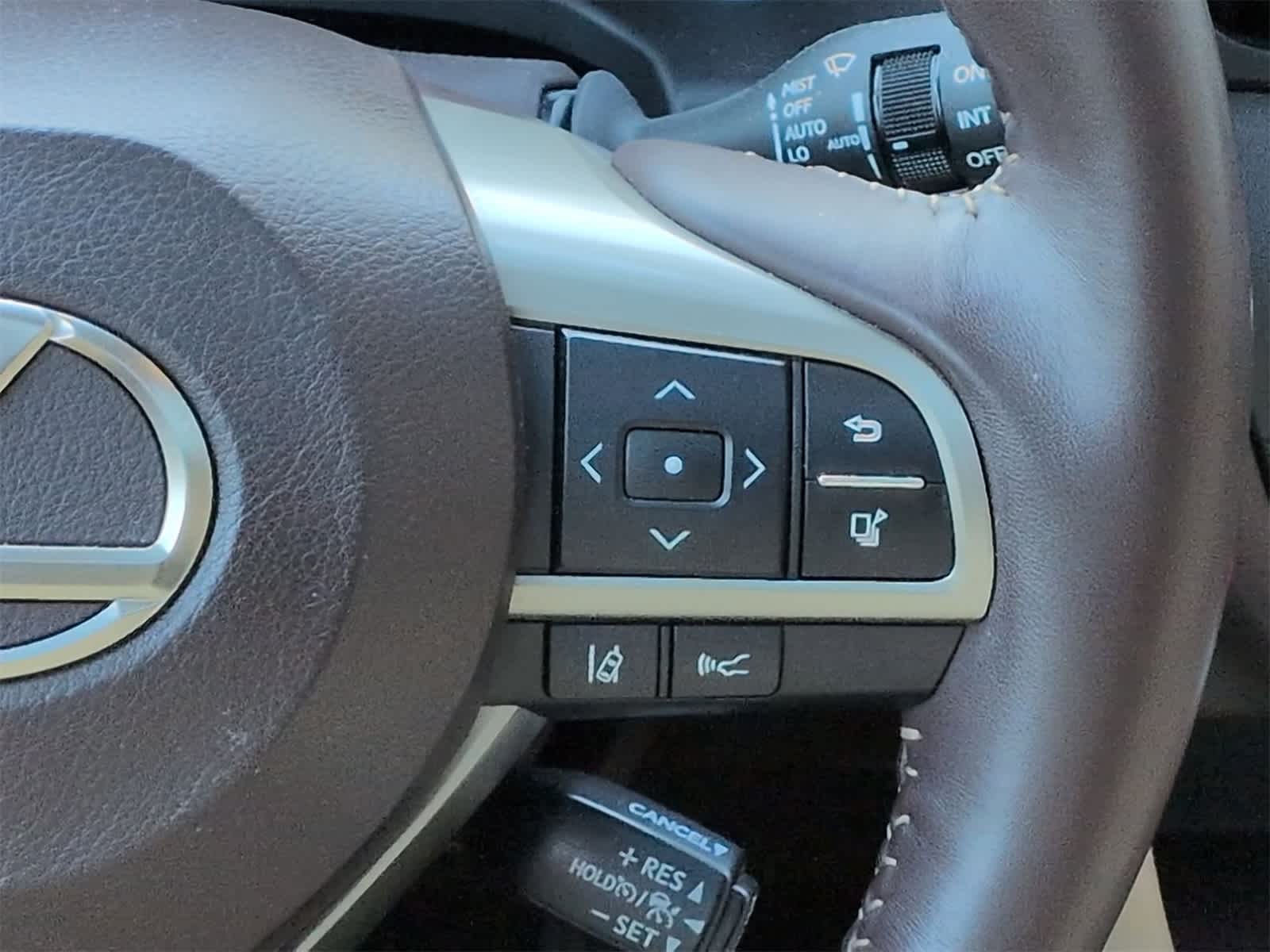 Thumbnail: 2017 Lexus RX - 26