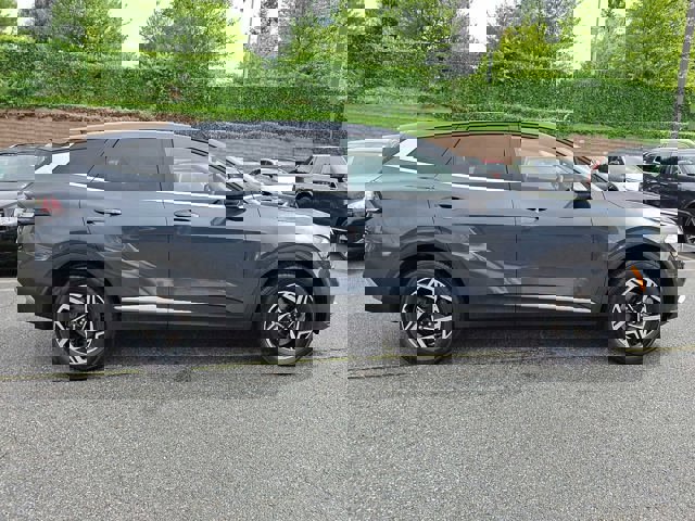 2023 Kia Sportage LX photo 4