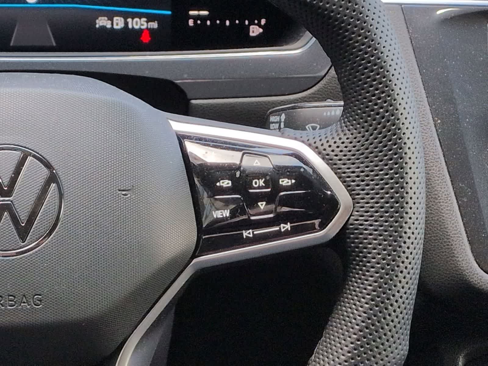 Thumbnail: 2022 Volkswagen Tiguan - 27