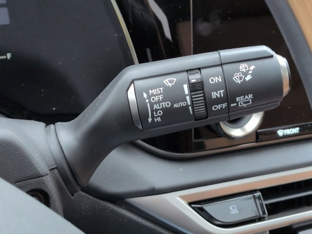 Thumbnail: 2025 Lexus RX - 28