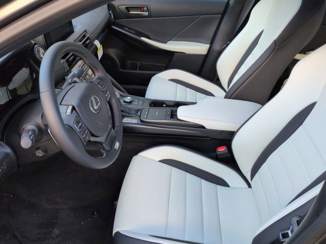 Thumbnail: 2025 Lexus IS - 17