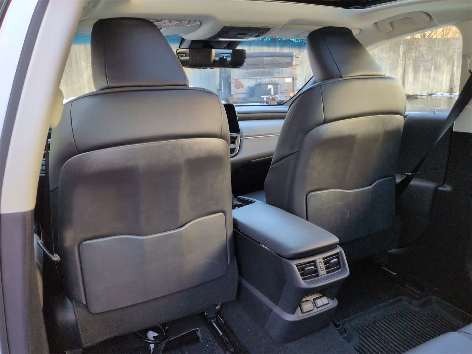 Thumbnail: 2025 Lexus ES - 19