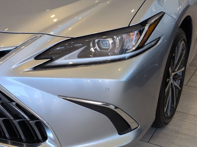 2025 Lexus ES 350 Premium photo 3
