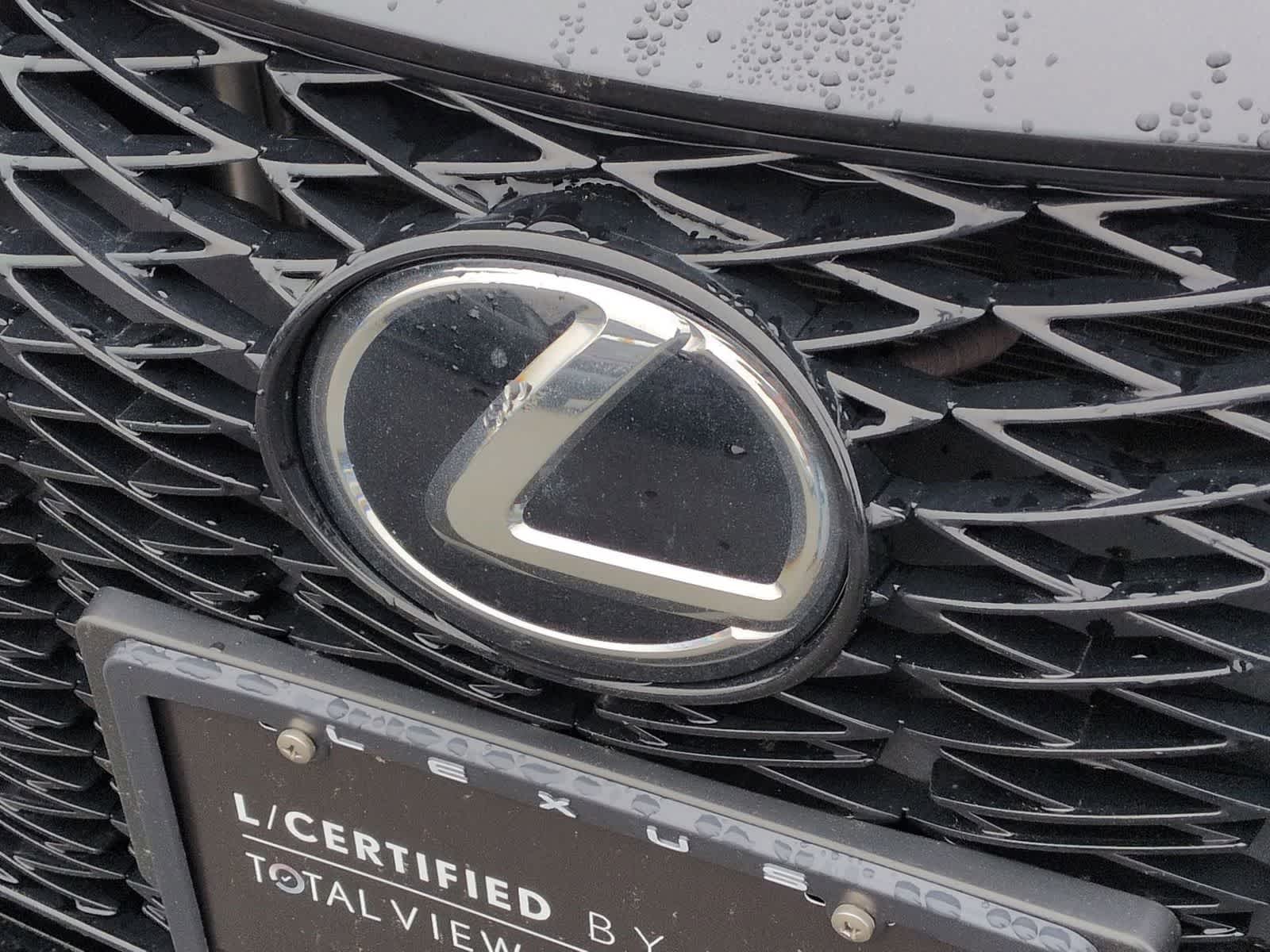 Thumbnail: 2023 Lexus IS - 12