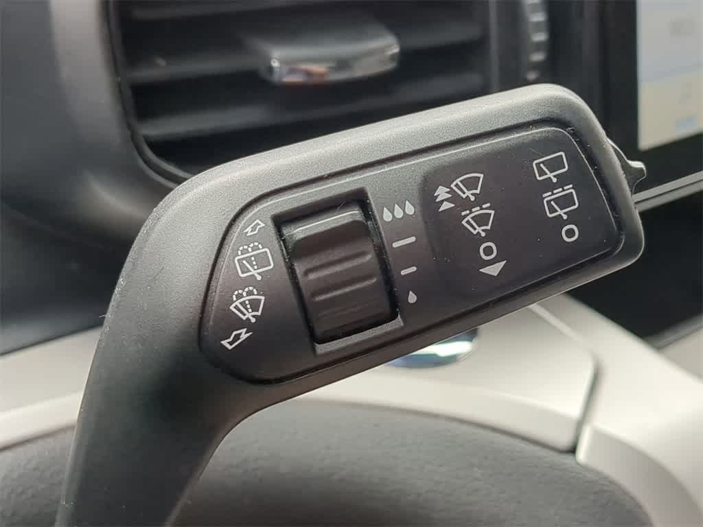 Thumbnail: 2021 Ford Explorer - 26