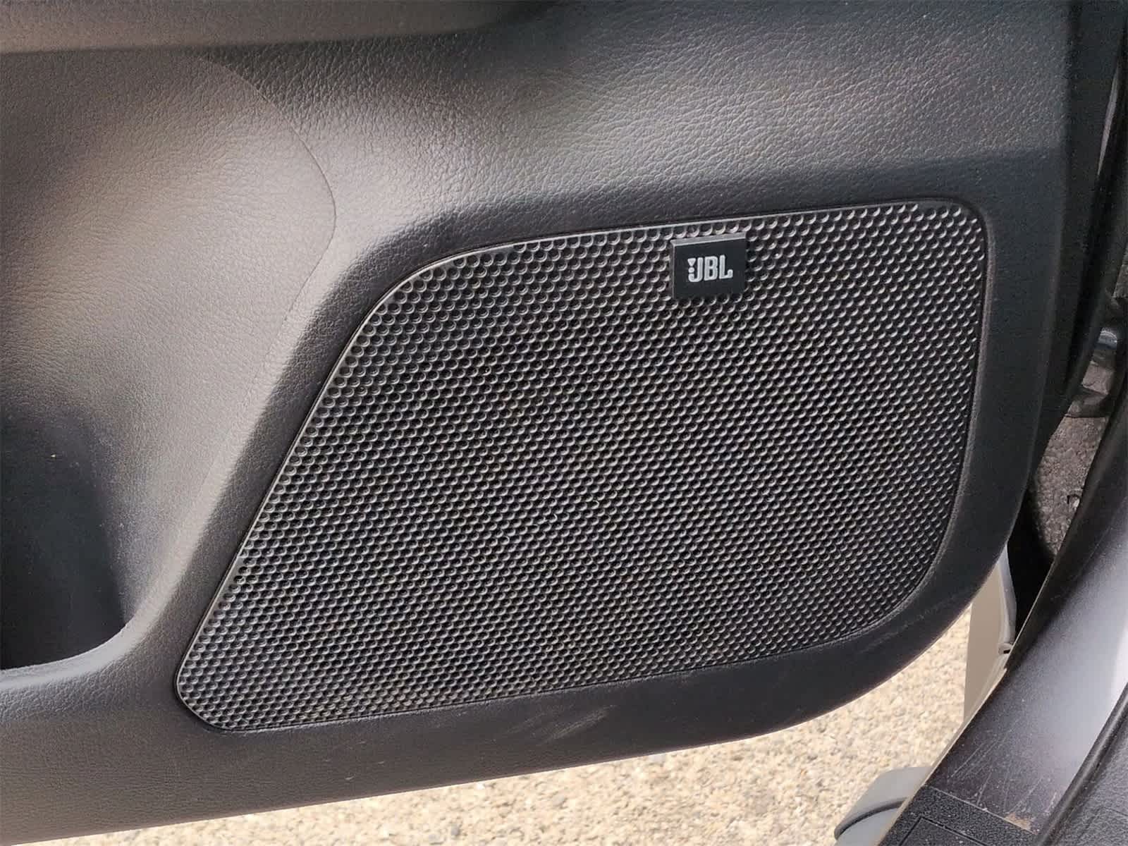 Thumbnail: 2019 Toyota Tacoma - 31