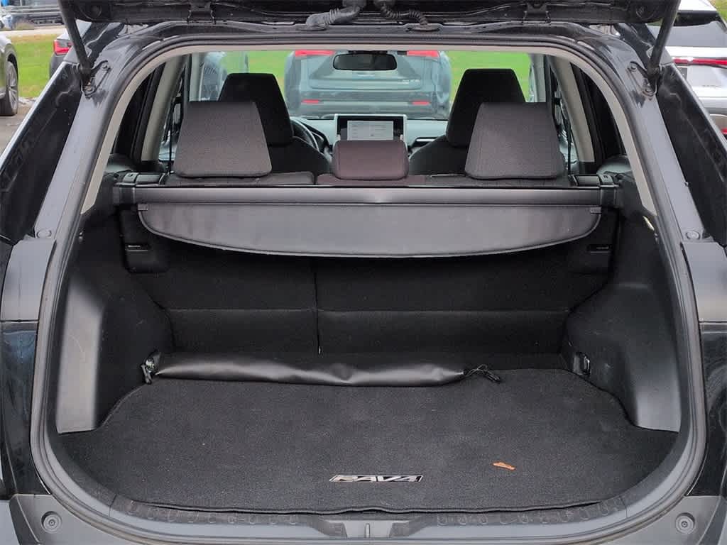 Thumbnail: 2024 Toyota RAV4 - 34