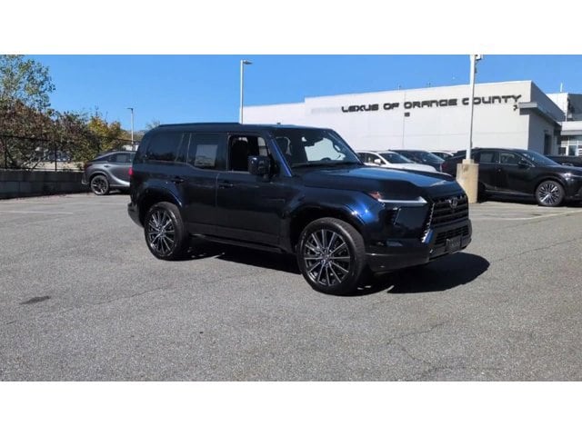 2025 Lexus GX 550 Luxury photo 2