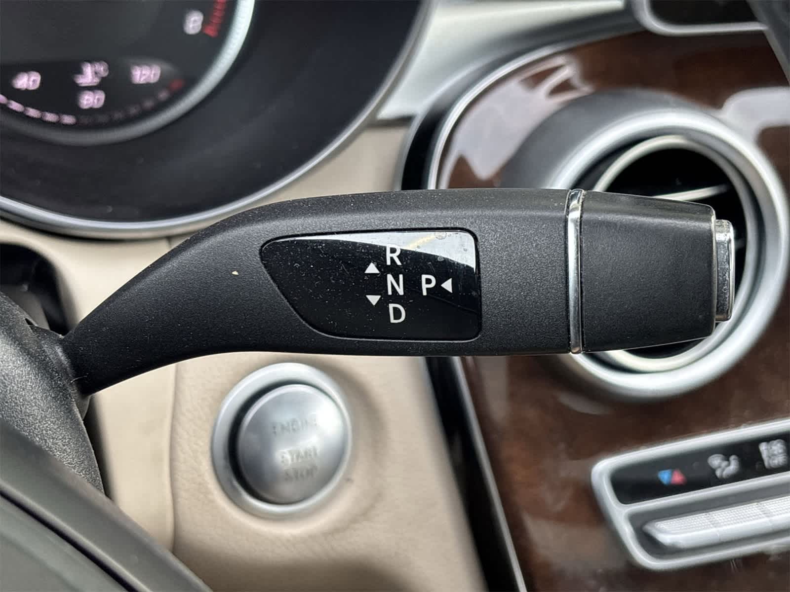 Thumbnail: 2016 Mercedes-Benz C-Class - 33