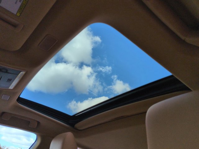 Thumbnail: 2025 Lexus ES - 20