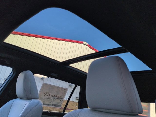 Thumbnail: 2026 Lexus TX - 20