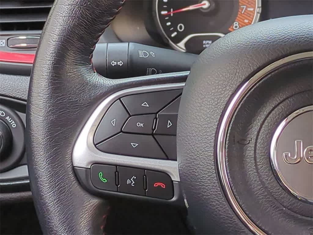 Thumbnail: 2021 Jeep Renegade - 23